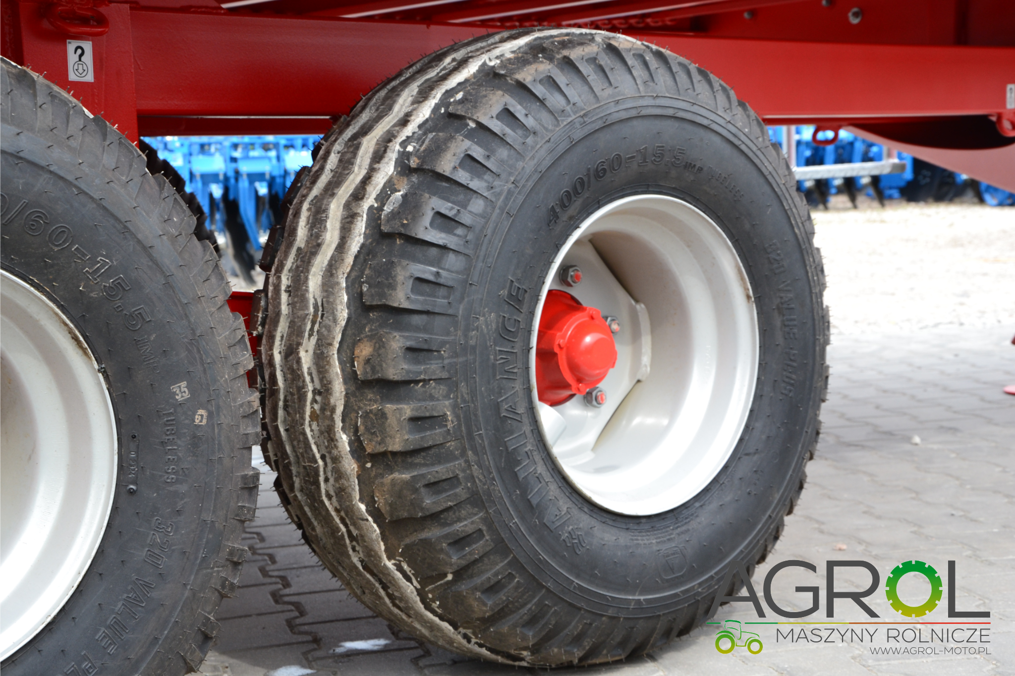 Rozrzutnik obornika ROLTRANS N250/3 LEO 6 ton - obrazek 8