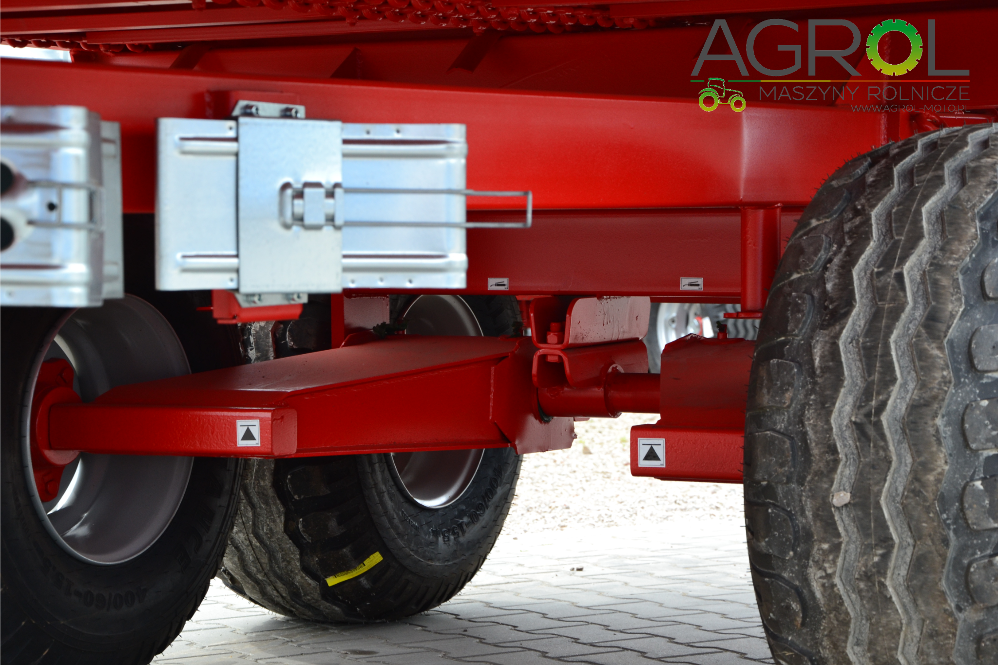 Rozrzutnik obornika ROLTRANS N250/3 LEO 6 ton - obrazek 7