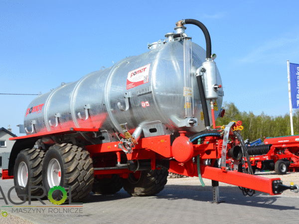 Wóz asenizacyjny POMOT 16000 litrów
