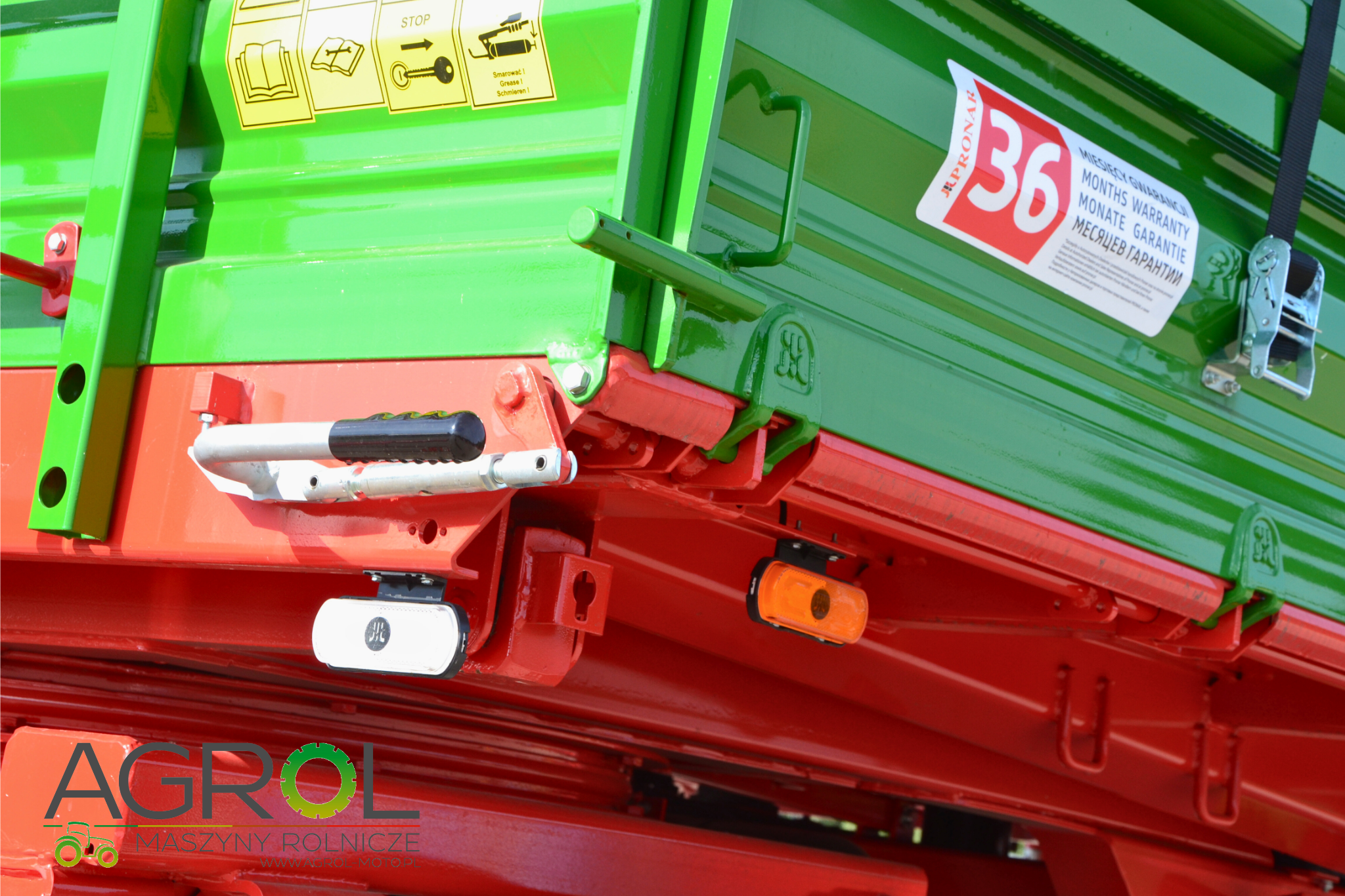 Przyczepa rolnicza PRONAR PT608 - obrazek 8