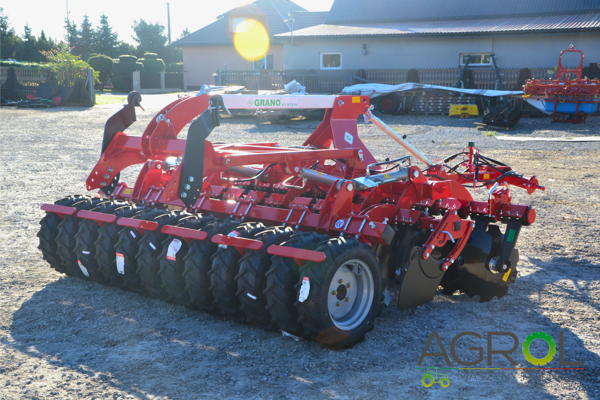 Agregat talerzowy GRANO-SYSTEM SHARK SHOP 3.0 m - obrazek 5