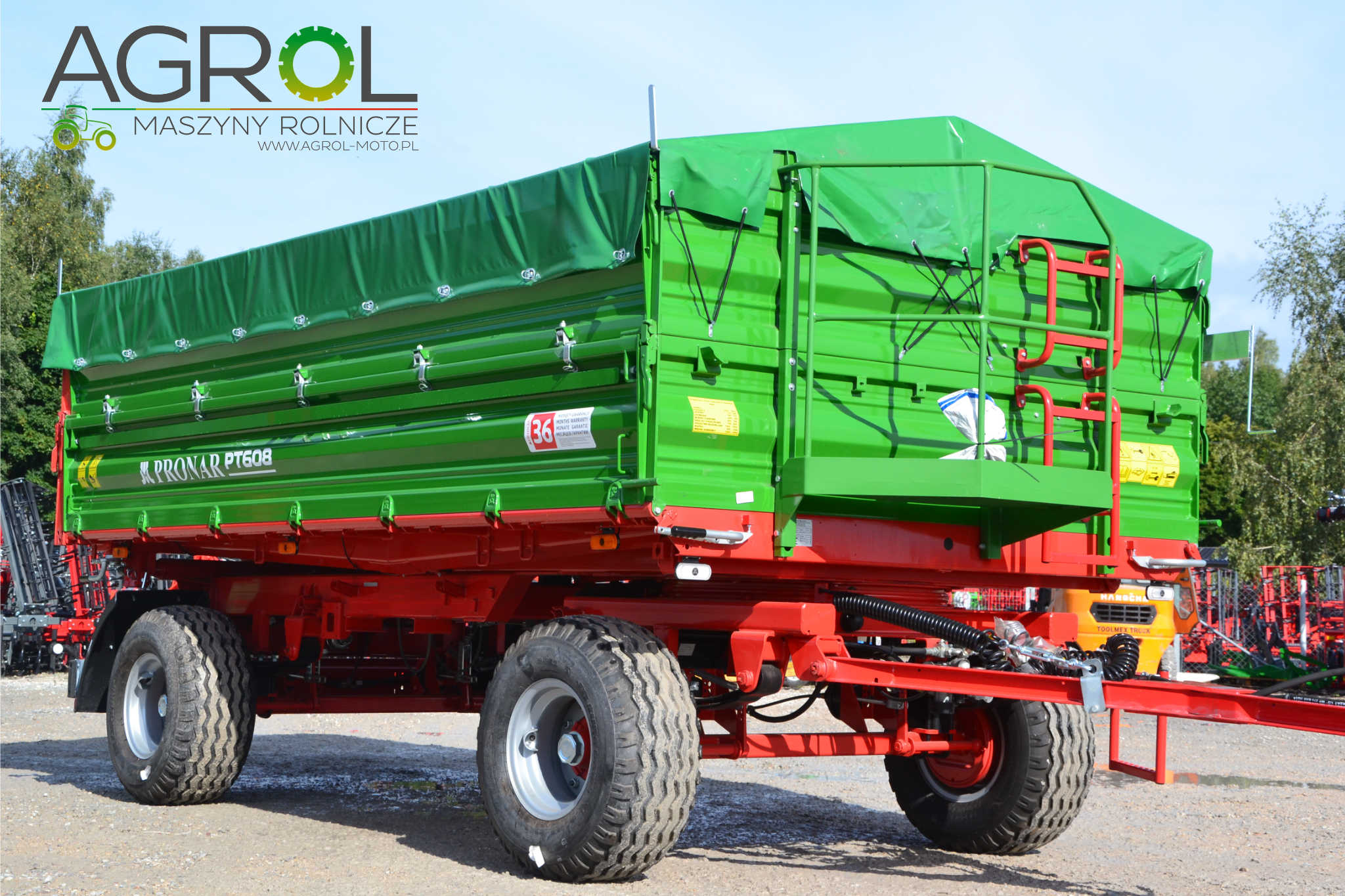 Przyczepa rolnicza PRONAR PT608