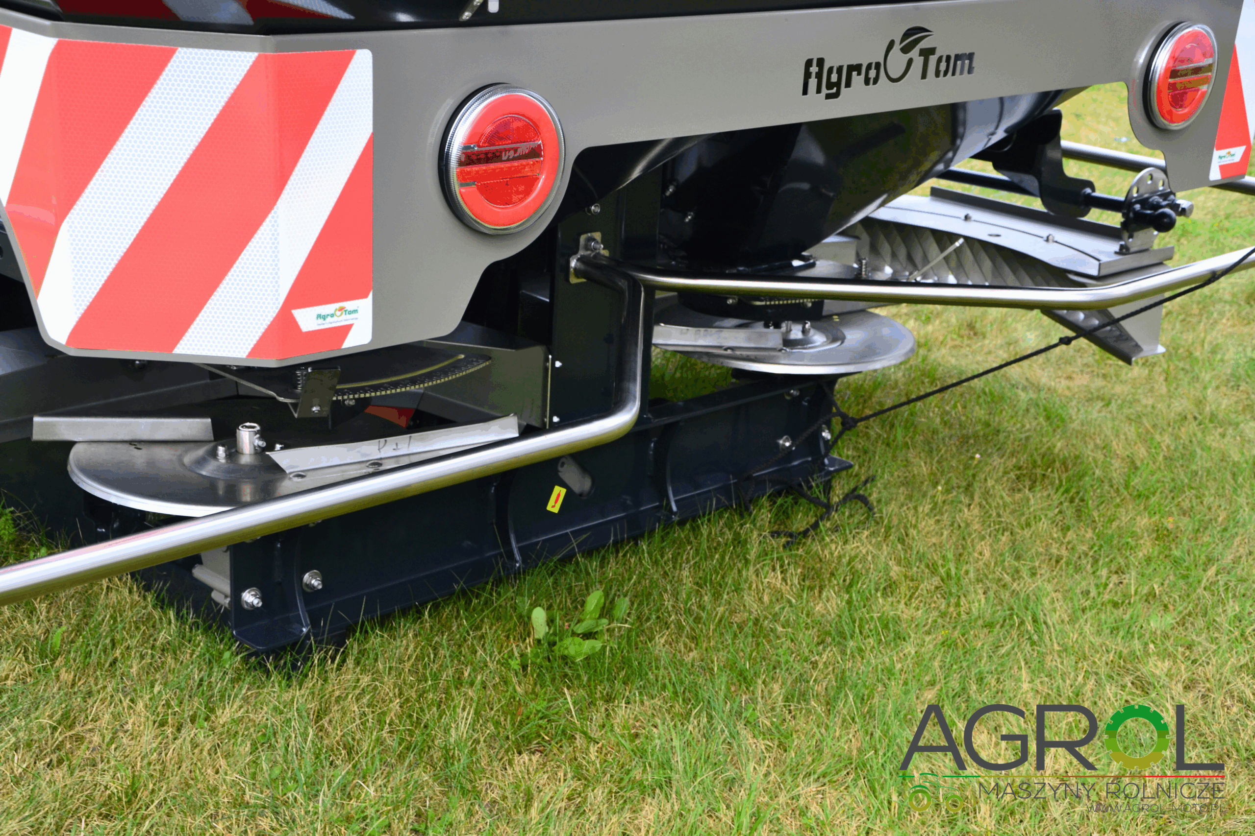 Rozsiewacz nawozu Agro-Tom RNH XL - obrazek 5