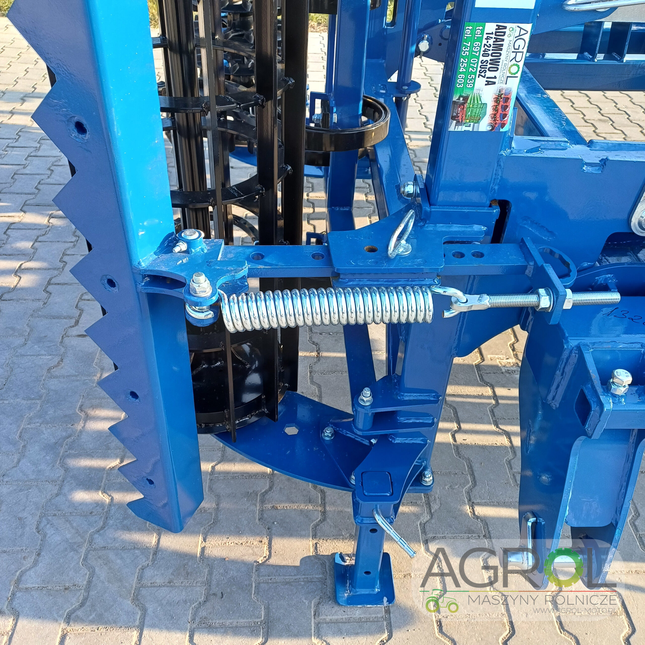 Kompaktowy agregat uprawowy Rolmako U684 H 4m - obrazek 7