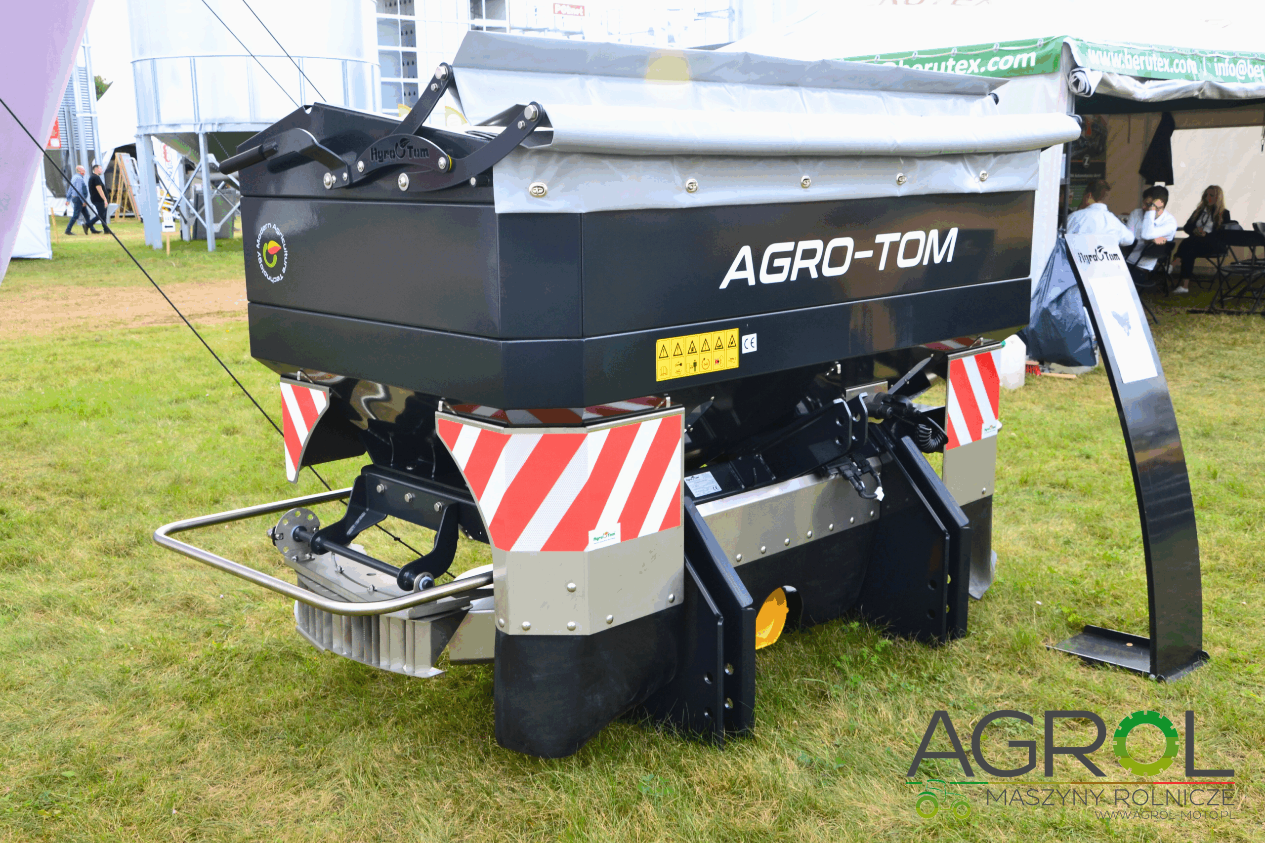 Rozsiewacz nawozu Agro-Tom RNH XL - obrazek 3