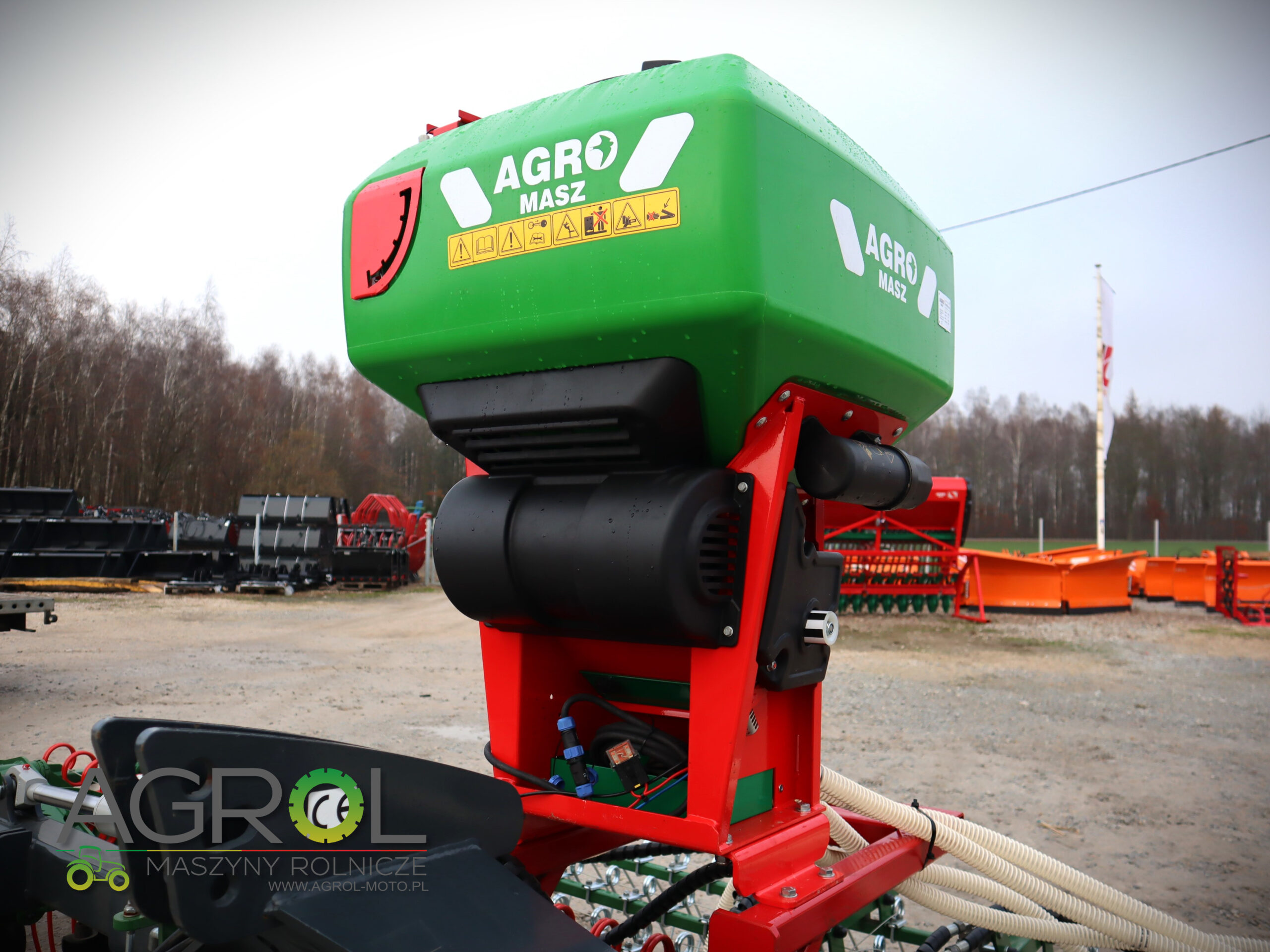 Siewnik poplonów Agro-Masz SP230