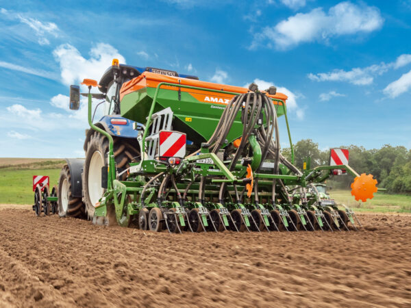 Siewnik nabudowany AMAZONE Centaya Special