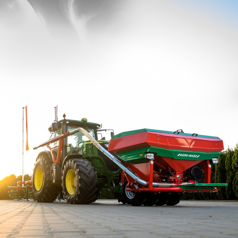 Zbiornik frontalny Agro-Masz IKAR